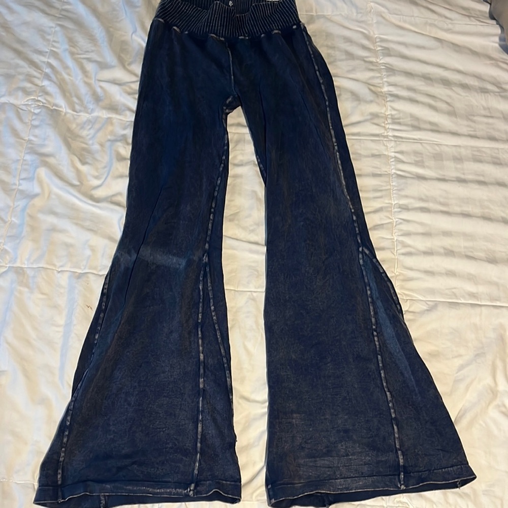 Free People Movement Flare Leggings (Flaw)